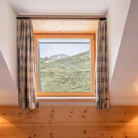 Otel Romantik Muottas Muragl