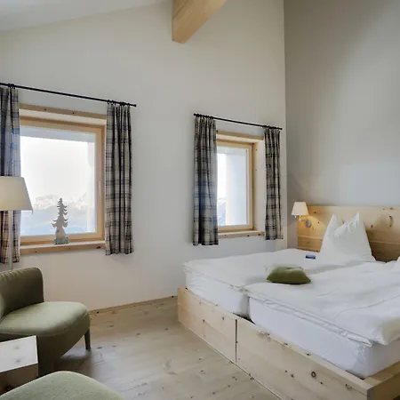 Romantik Muottas Muragl 3*