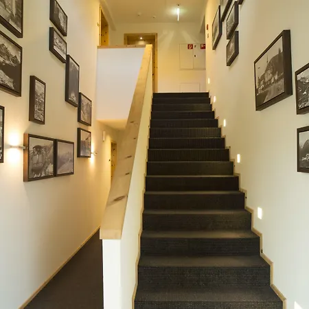 Romantik Muottas Muragl Hotel