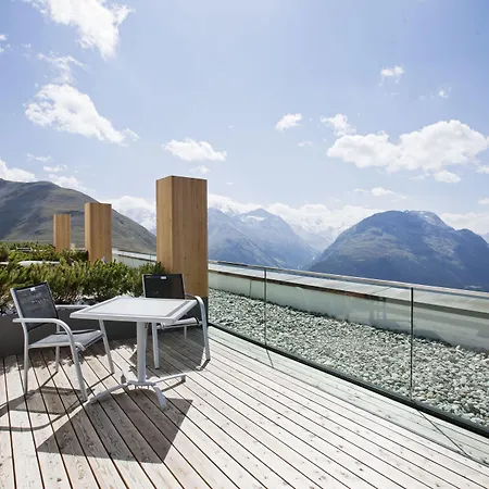 Romantik Muottas Muragl 3*