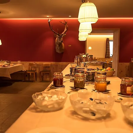 Otel Romantik Muottas Muragl Samedan