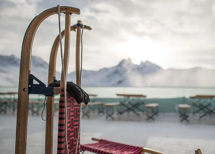 Szálloda Romantik Muottas Muragl