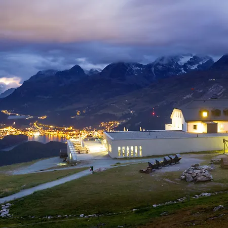 Otel Romantik Muottas Muragl