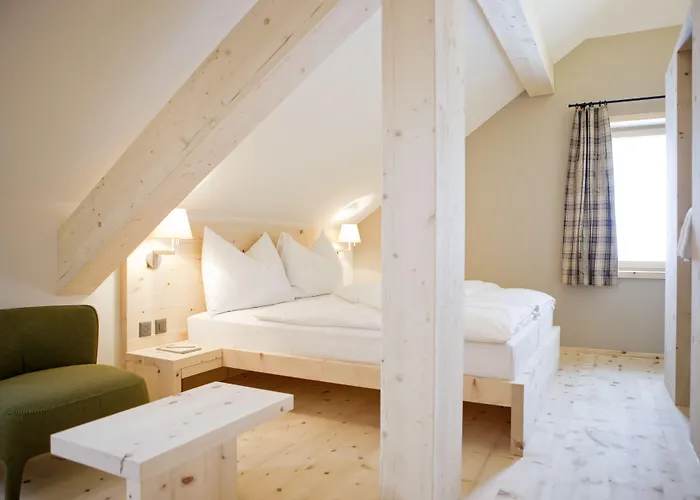 Otel Romantik Muottas Muragl Samedan