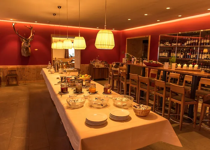 罗曼蒂克姆塔斯姆拉吉尔酒店 酒店 3*