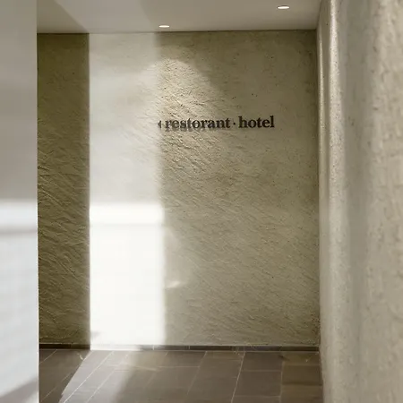 Romantik Muottas Muragl فندق ساميدان