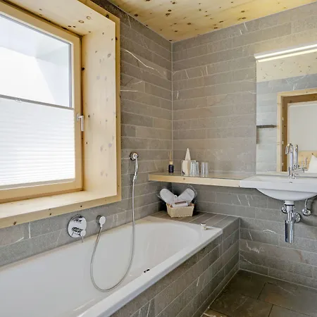 Romantik Muottas Muragl 3*